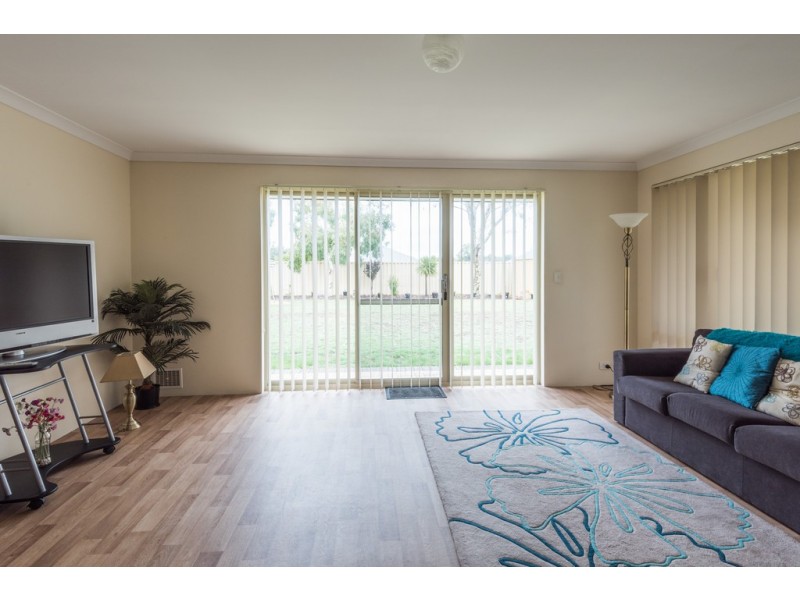 5 Trent Way, Dalyellup WA 6230