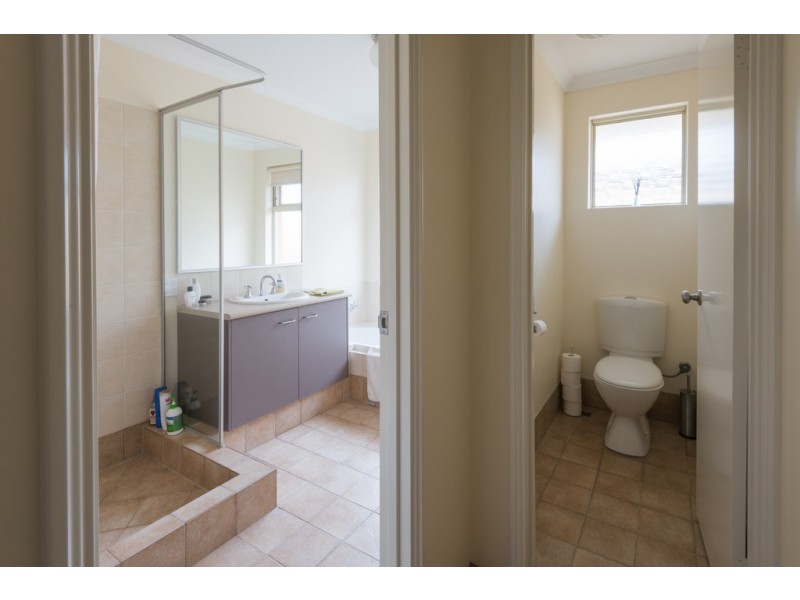 5 Trent Way, Dalyellup WA 6230