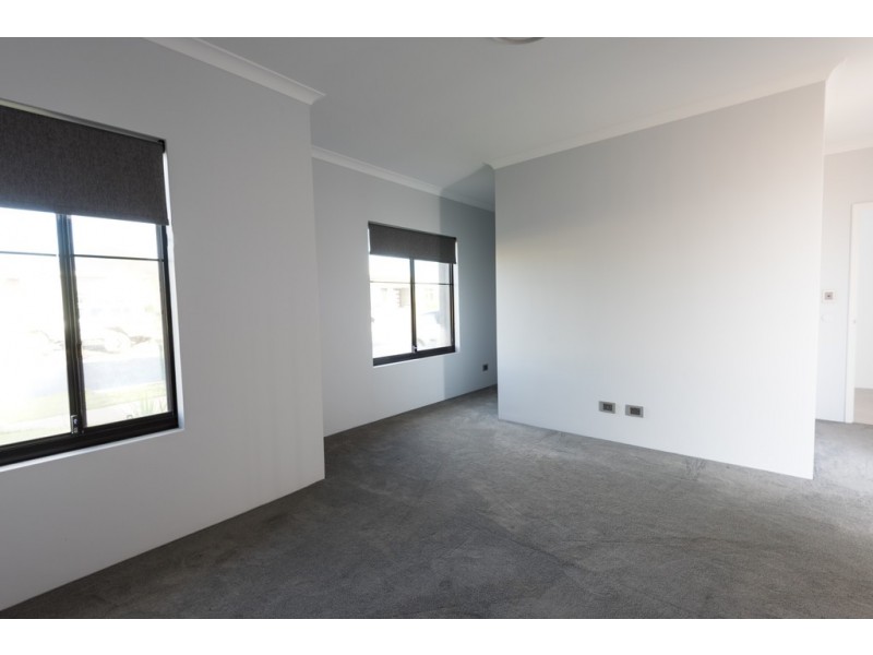 15 Kanalla Avenue, Millbridge WA 6232