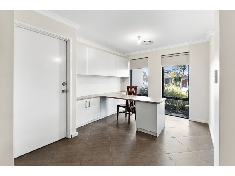 14 Apsley Circle, Millbridge WA 6232