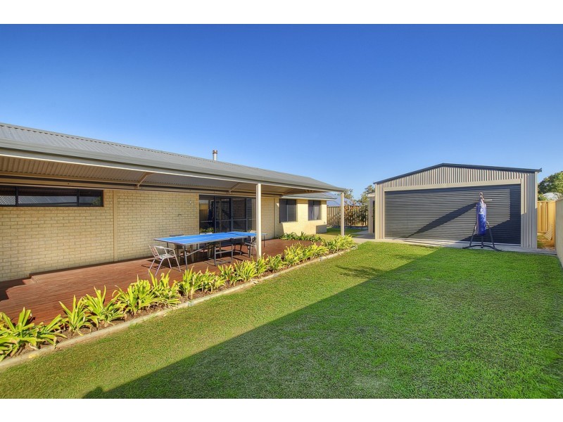 14 Apsley Circle, Millbridge WA 6232