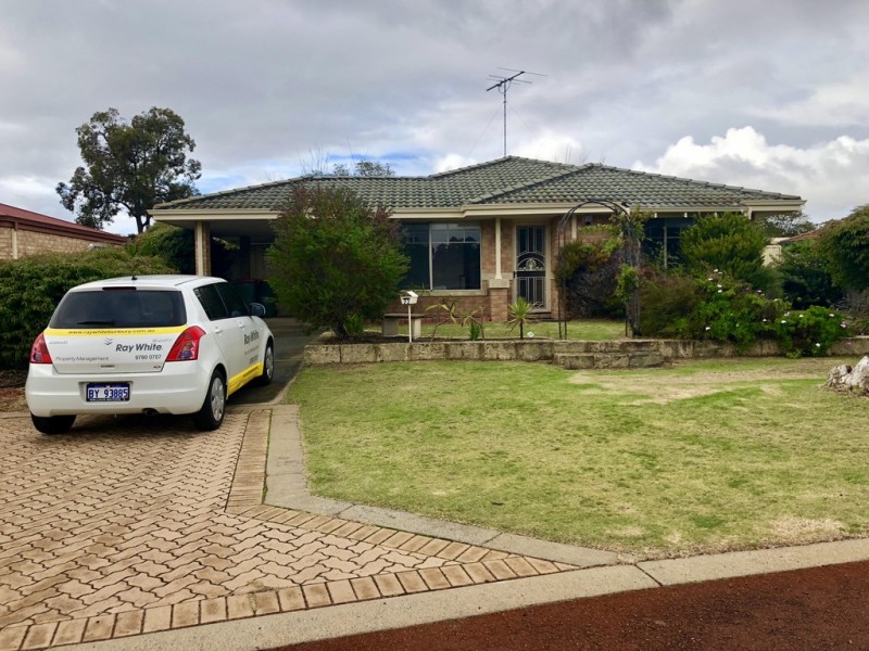 22 Oriel Court, College Grove WA 6230