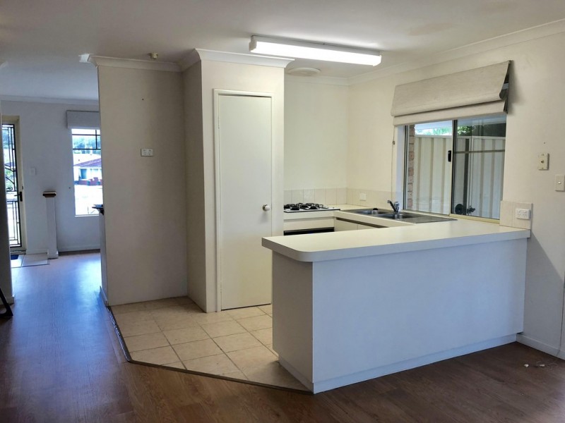 22 Oriel Court, College Grove WA 6230