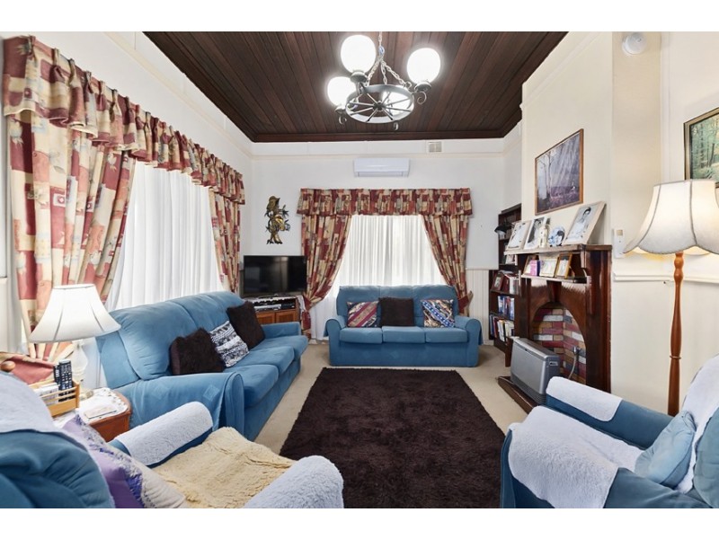 43 Third St, Harvey WA 6220