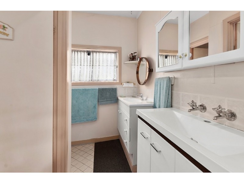 43 Third St, Harvey WA 6220