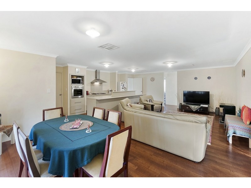 13 Hoskins way, Australind WA 6233