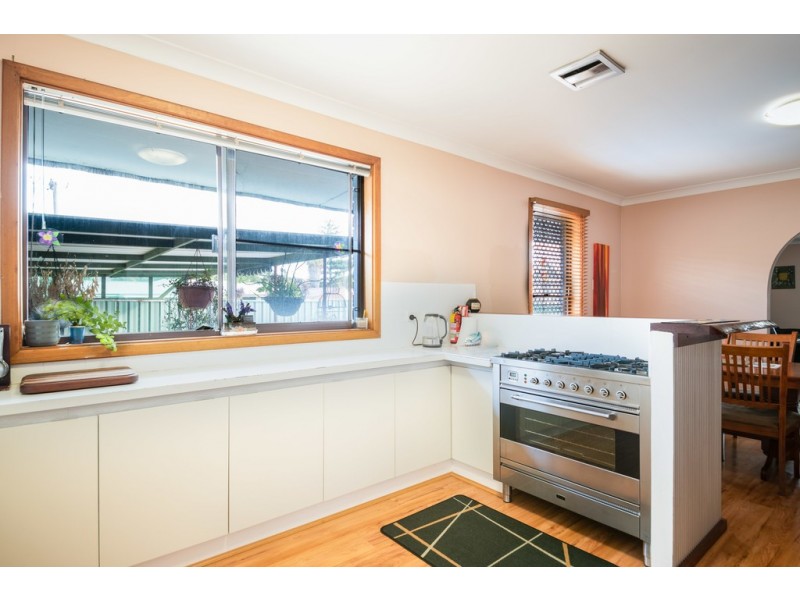6 Dawe Street, Australind WA 6233