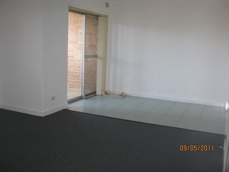 4/2 Rand Court, Withers WA 6230