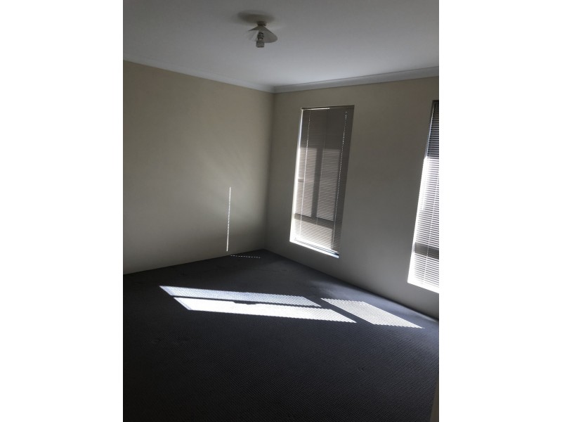 2 Binar Way, Dalyellup WA 6230