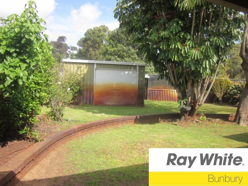 2 Watson Street, Eaton WA 6232
