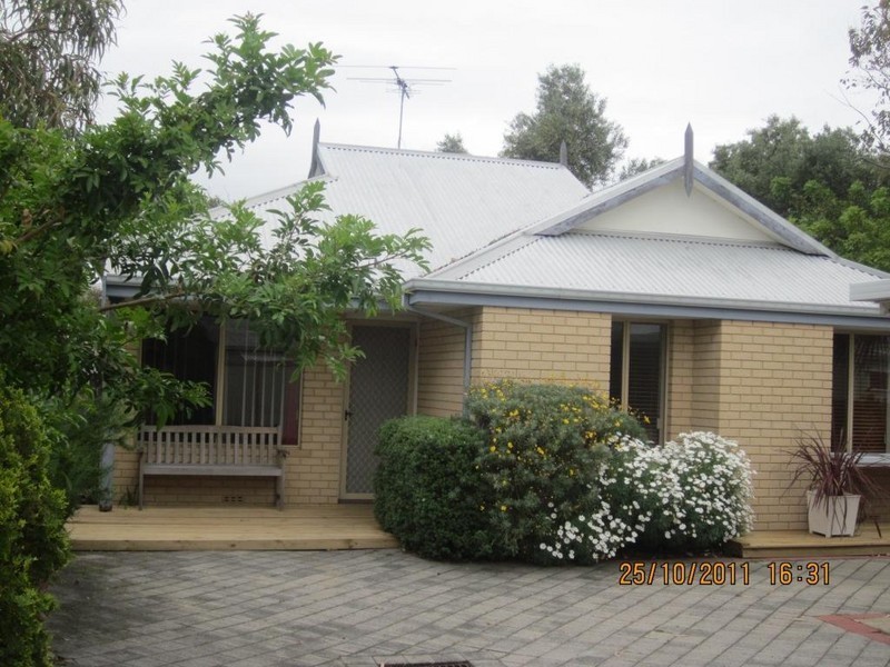 2/49 Charles Street, Bunbury WA 6230