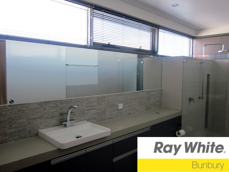 7B Basilica Place, Bunbury WA 6230