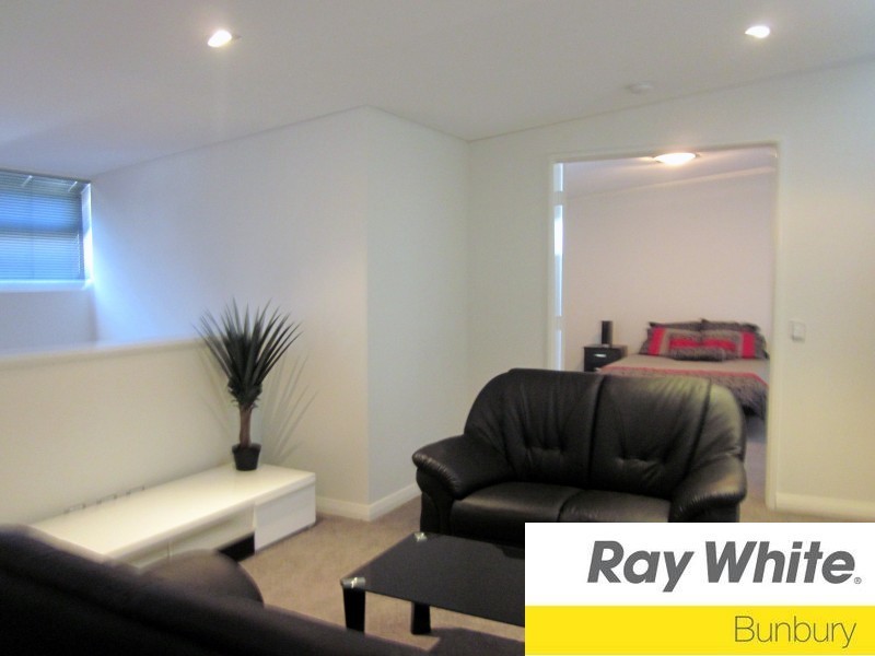 7B Basilica Place, Bunbury WA 6230