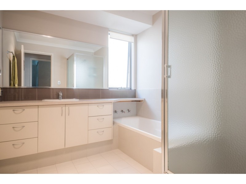 53 Mcmillan Drive, Dalyellup WA 6230