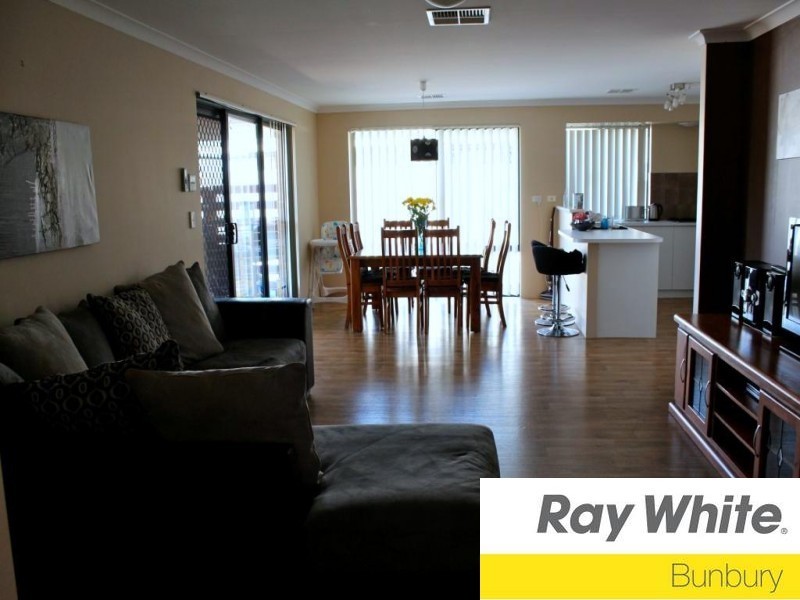 63 Macquarie Drive, Australind WA 6233