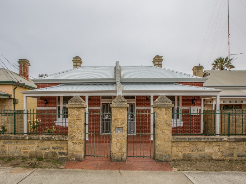 6 Symmons Street, Bunbury WA 6230