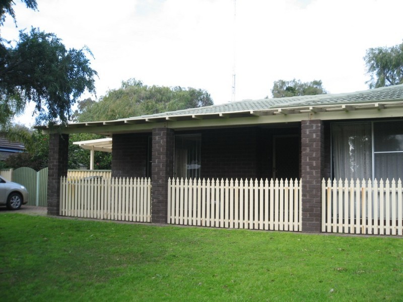 16 Mayne Way, Australind WA 6233