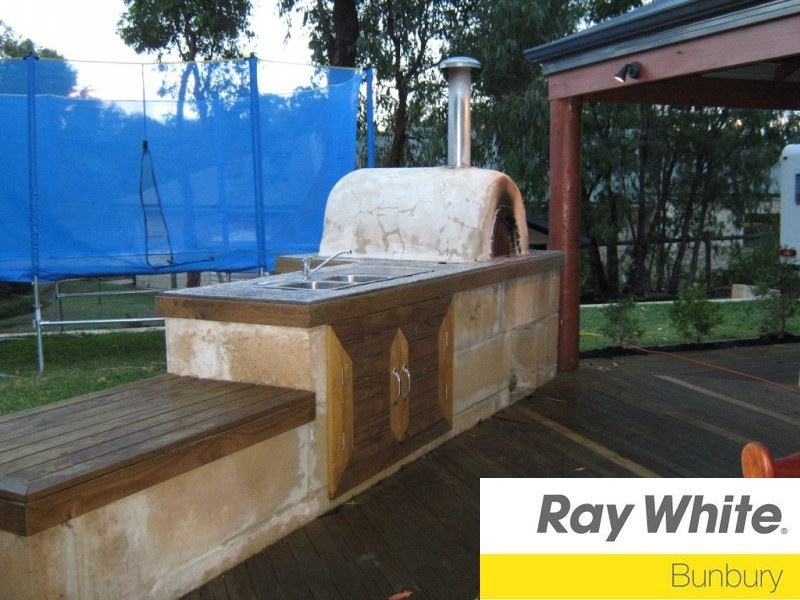 12 Quonday Way, Dalyellup WA 6230
