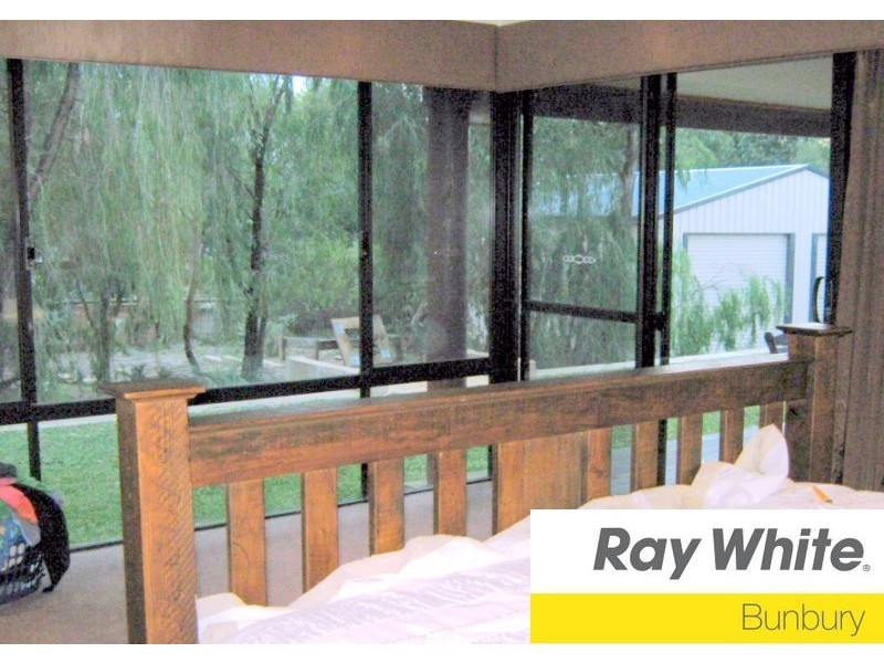 12 Quonday Way, Dalyellup WA 6230