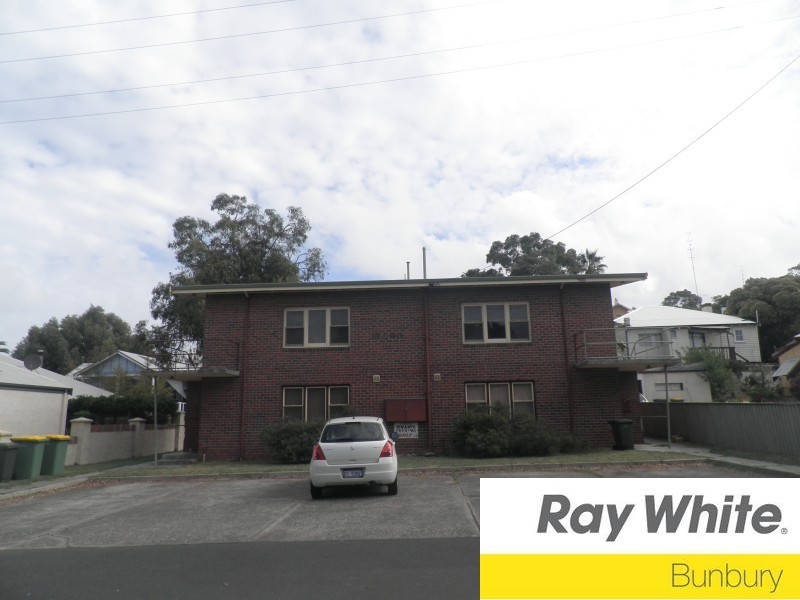 2/9 Reading Street, Bunbury WA 6230