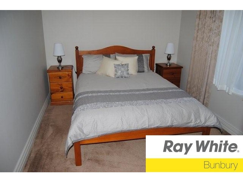 24 Thetis Link, Dalyellup WA 6230