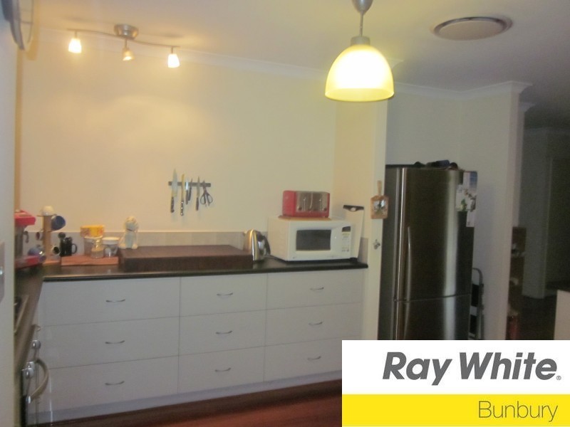 29 Cambria Road, Dalyellup WA 6230