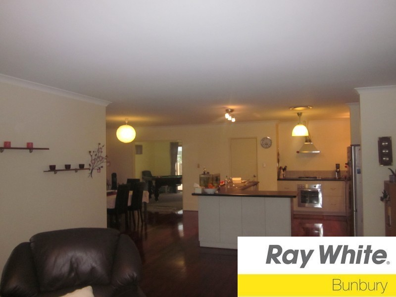 29 Cambria Road, Dalyellup WA 6230