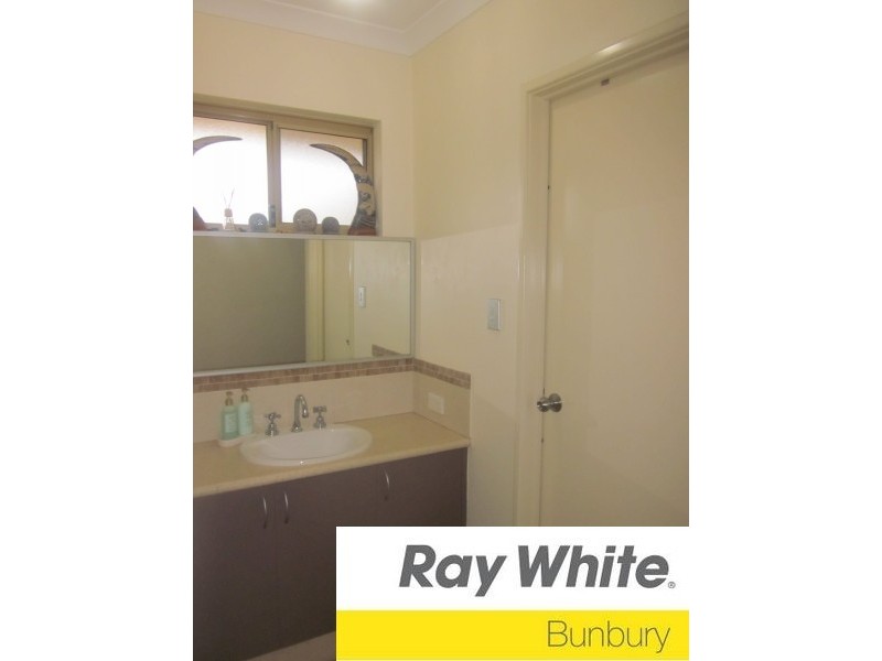 29 Cambria Road, Dalyellup WA 6230