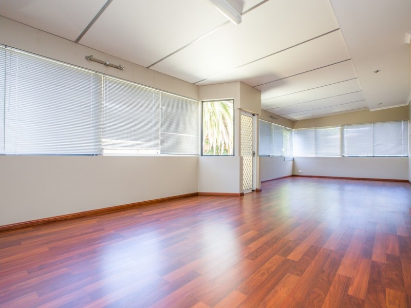 160 Forrest Avenue, Carey Park WA 6230