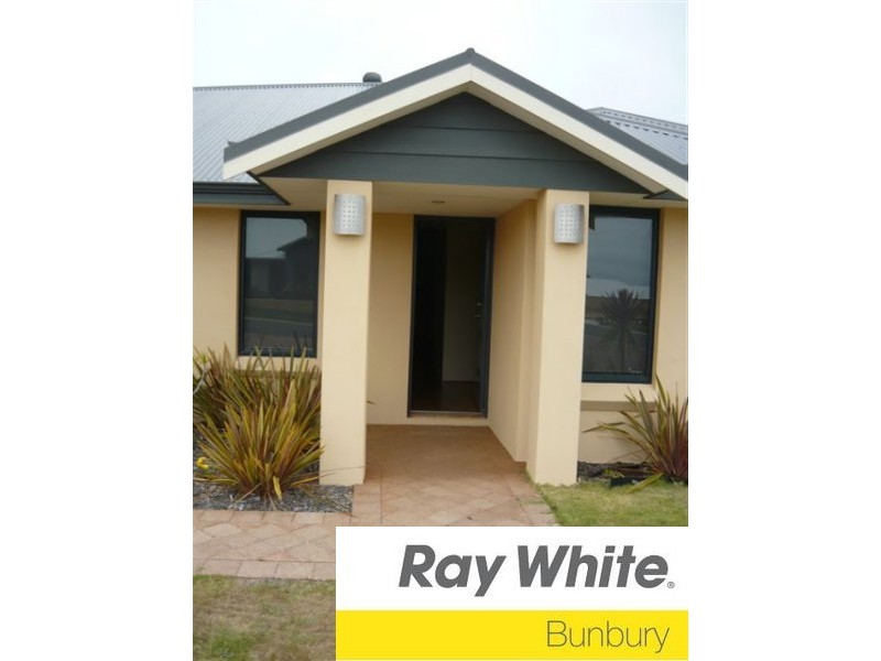 13 Tonkin Fairway, Dalyellup WA 6230