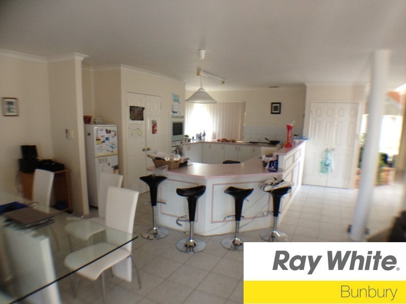 7 Jerboa Place, Australind WA 6233