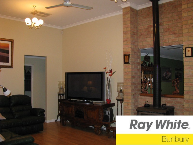 17 Brotherton Way, Australind WA 6233
