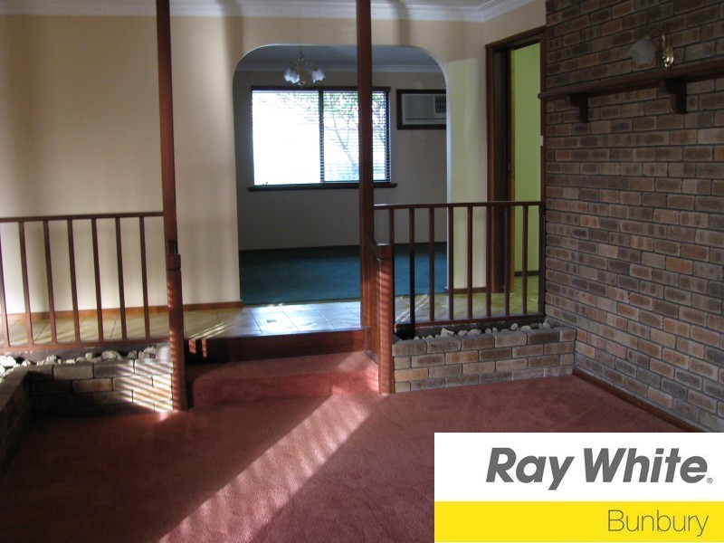 15 Crampton Avenue, Eaton WA 6232