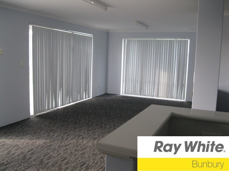 18 Pigeon Rise, Geographe WA 6280