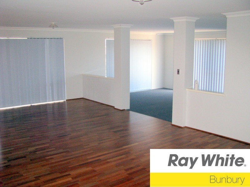 28 The Boulevard, Australind WA 6233