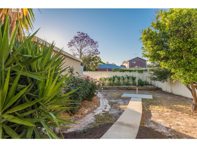 23 Latour Street, Australind WA 6233