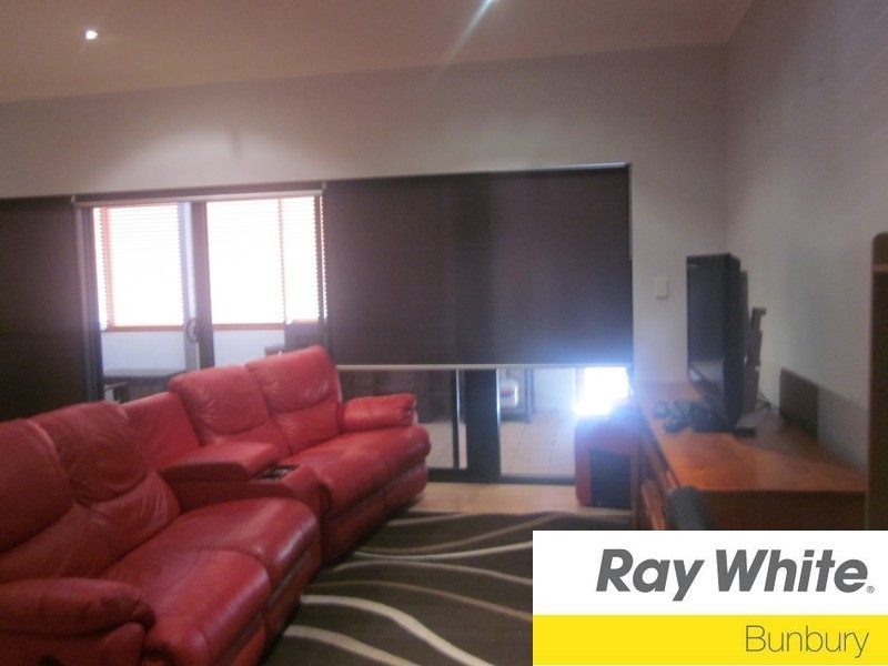 2/23 Casuarina Drive, Bunbury WA 6230