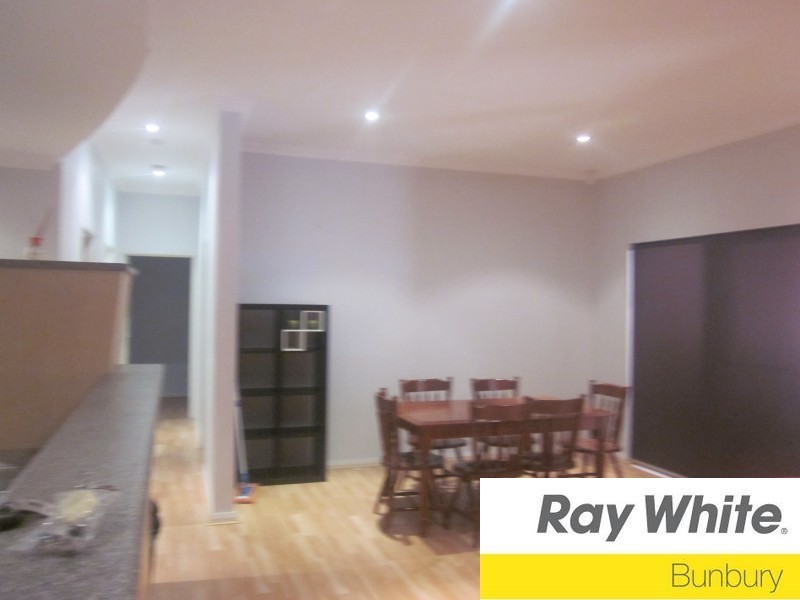 2/23 Casuarina Drive, Bunbury WA 6230