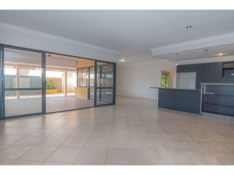 3 Madigan Road, Dalyellup WA 6230