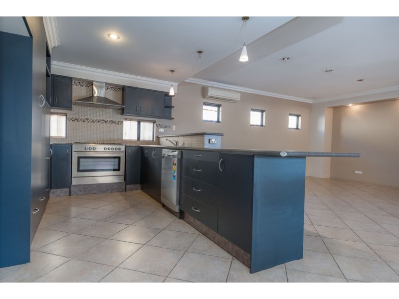 3 Madigan Road, Dalyellup WA 6230