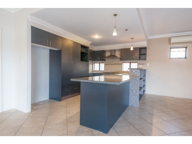 3 Madigan Road, Dalyellup WA 6230