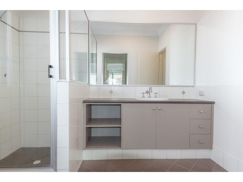 3 Madigan Road, Dalyellup WA 6230