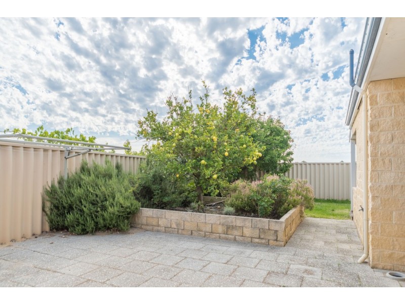 3 Madigan Road, Dalyellup WA 6230
