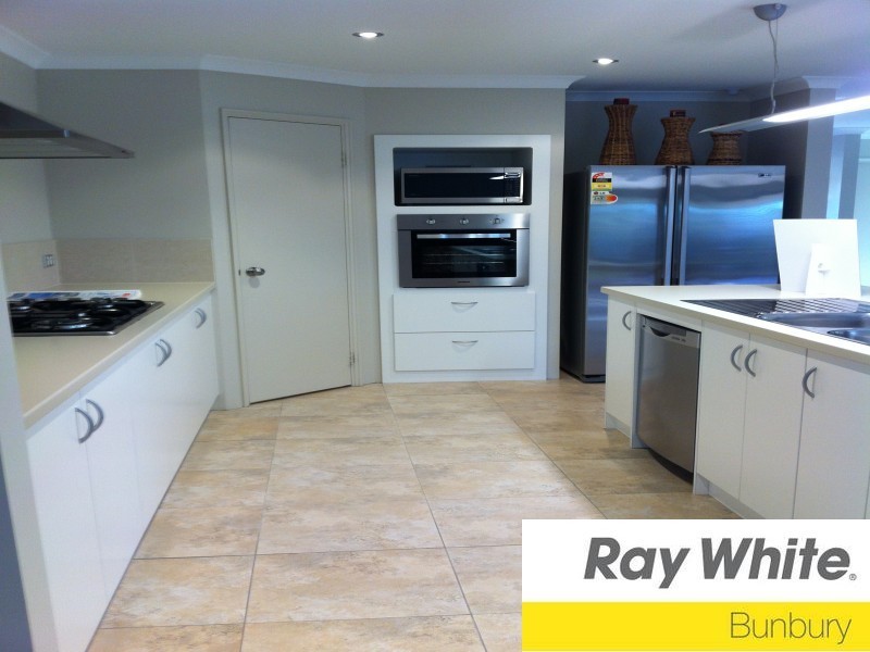 58 Millbridge Street, Millbridge WA 6232