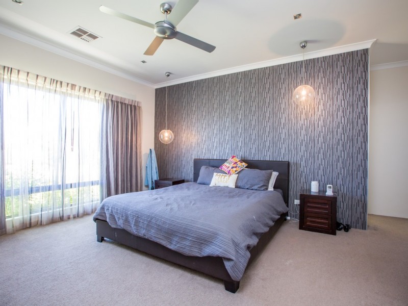 16 Abercrombie Way, Millbridge WA 6232