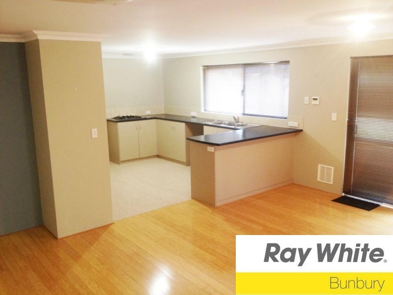 18 Blaxland Road, Dalyellup WA 6230