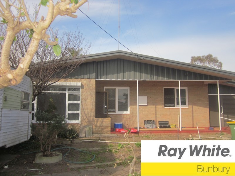 14 Carpenter Terrace, Australind WA 6233