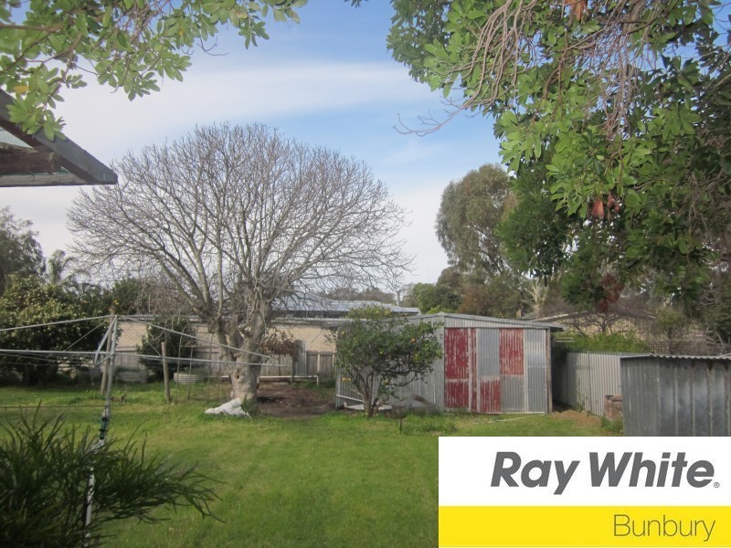 14 Carpenter Terrace, Australind WA 6233