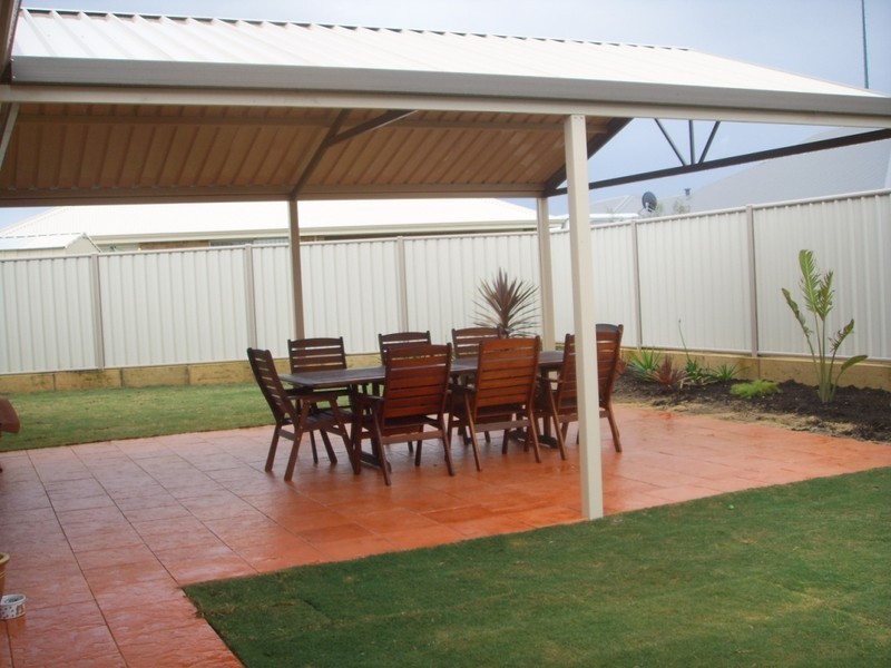 3 Onyx Brace, Australind WA 6233