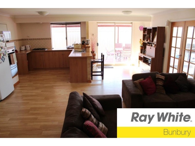 43 Lusitano Avenue, Eaton WA 6232